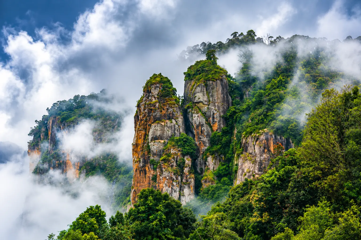 Pillar Rocks Kodaikanal